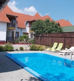 Klaudia Apartmanház