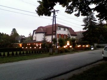 Szegény Károly Étterem Balatonkenese