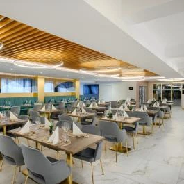 Kenese Bay Garden Resort & Conference Balatonkenese - Vendéglátás