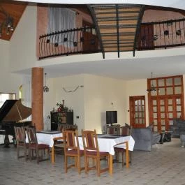 Családi Lovas Panzió Balatonkeresztúr - Belső