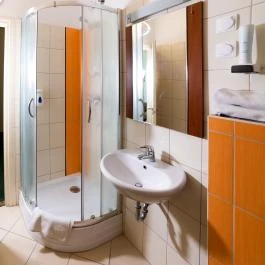 Zsanett Hotel Balatonkeresztúr - Szobák