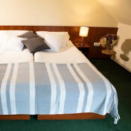 Zsanett Hotel Balatonkeresztúr - Szobák