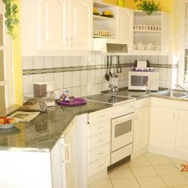 Talián Apartmanok Balatonkeresztúr Balatonkeresztúr - Vendéglátás