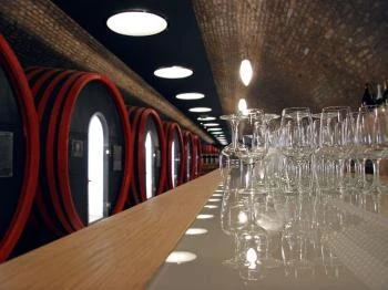 Magyar Borok Pincéje Balatonlelle