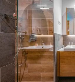 H55 Balatonlelle Apartmanházak