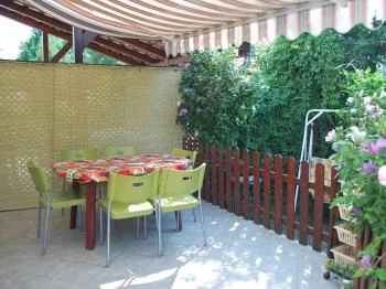 Zsuzsa Apartmanház Balatonlelle