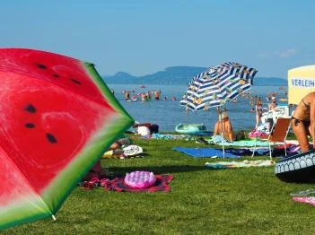 Hajóállomás szabadstrand Balatonmáriafürdő