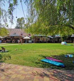 Fröccsterasz Strandi Apartmanok