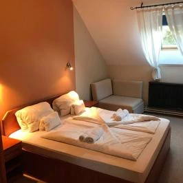 Pelso Panzió Balatonmáriafürdő - Szobák