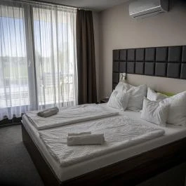 Port Étterem & Panzió Balatonmáriafürdő - Szobák