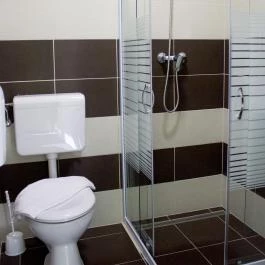 Port Étterem & Panzió Balatonmáriafürdő - Szobák