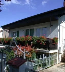 Rákóczi Földszinti Apartman