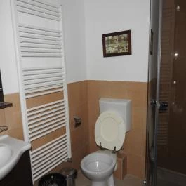 Viktor Bor- és Vendégház Balatonmáriafürdő - Szobák