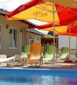 Viktor Bor- és Vendégház