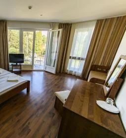 Viktor Bor- és Vendégház