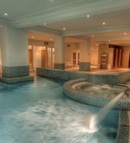 Két Korona Hotel étterme