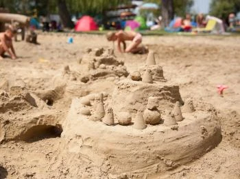 Móricz utcai szabadstrand Balatonszárszó