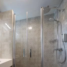 Angele Pihenőház Balatonszárszó - Szobák