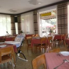 Családi Üdülő Balatonszárszó Balatonszárszó - Vendéglátás