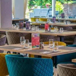 Holiday Resorts Balatonszárszó - Vendéglátás