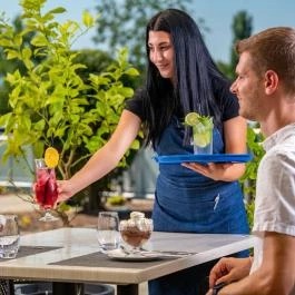 Holiday Resorts Balatonszárszó - Vendéglátás