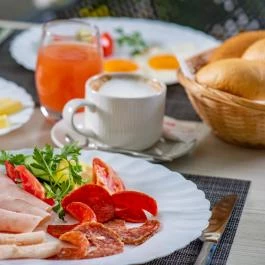 Holiday Resorts Balatonszárszó - Vendéglátás