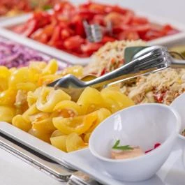 Holiday Resorts Balatonszárszó - Vendéglátás