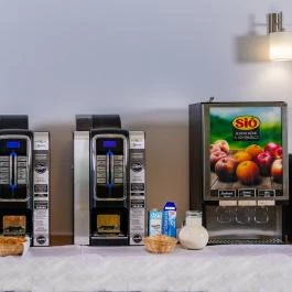 Holiday Resorts Balatonszárszó - Vendéglátás