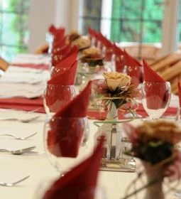 Két Korona Konferencia & Wellness Hotel