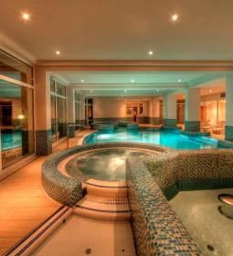 Két Korona Konferencia & Wellness Hotel