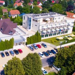 Két Korona Konferencia & Wellness Hotel Balatonszárszó - Külső kép