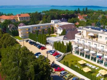 Két Korona Konferencia & Wellness Hotel Balatonszárszó Két Korona Konferencia & Wellness Hotel Balatonszárszó