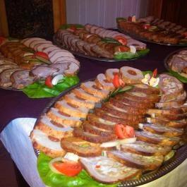 Kerekes Panzió Balmazújváros - Vendéglátás