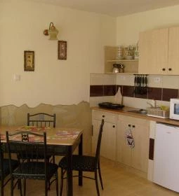 Oswald Studio Apartman