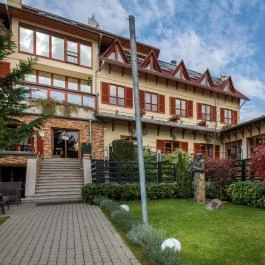 Tó Wellness Hotel Bánk - Medence/kert