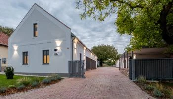 Stadium Home Panzió Barnag