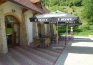 Naspolya Étterem & Panzió Bátaapáti