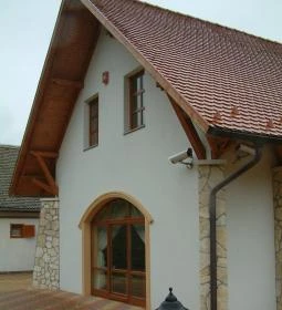 Naspolya Panzió & Étterem