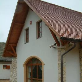 Naspolya Panzió & Étterem Bátaapáti - Külső kép