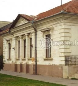 Battonyai Kiállítóhely - Molnár-C. Pál Festőművész Emlékháza