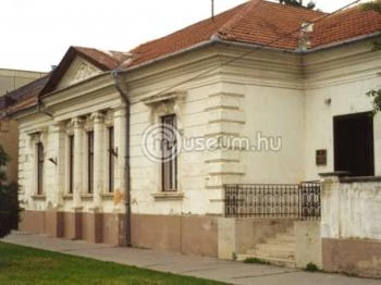 Battonyai Kiállítóhely - Molnár-C. Pál Festőművész Emlékháza Battonya