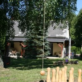 Azálea Vendégház Bázakerettye - Medence/kert