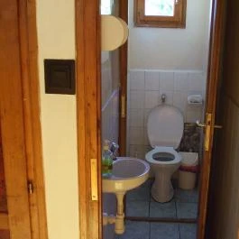 Kemping Kantin Bázakerettye - Fürdőszoba