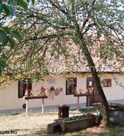 Simon István Emlékház