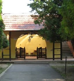 Dánfoki Üdülőközpont Panzió