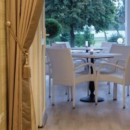 Arcanum Hotel Békéscsaba - Medence/kert