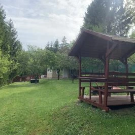 Mazsola Pihenőház Bélapátfalva - Medence/kert