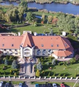 Termál Hotel Pávai