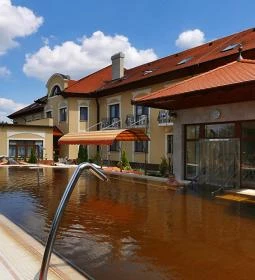 Termál Hotel Pávai