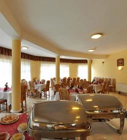 Termál Hotel Pávai